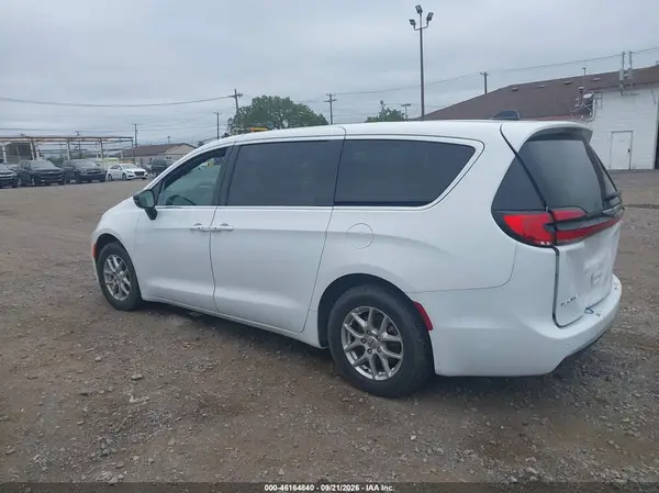 2C4RC1BG7SR556586 — 2025 Chrysler Pacifica, фото 3 с аукциона IAAI 13.10.2026, Задняя часть