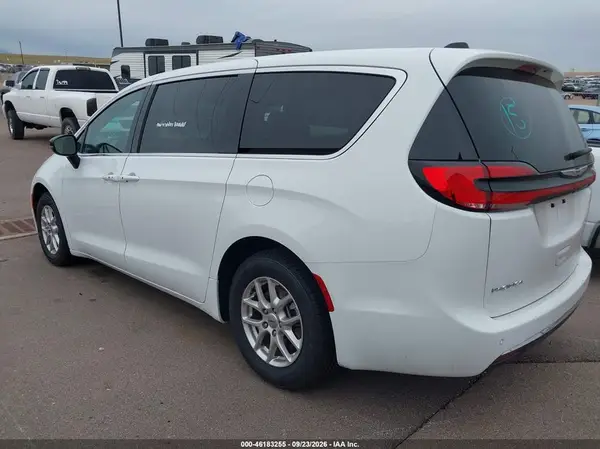 2C4RC1BG0SR561998 — 2025 Chrysler Pacifica, фото 3 с аукциона IAAI 13.10.2026, Передняя часть