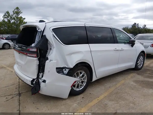 2C4RC1BG9TR273589 — 2026 Chrysler Pacifica, фото 4 с аукциона IAAI 29.09.2026, Задняя часть