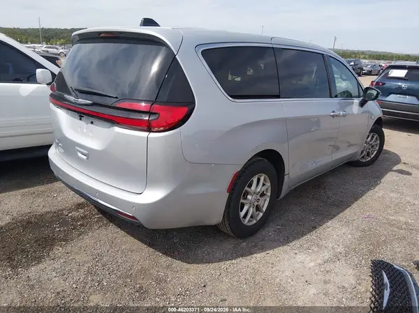 2C4RC1BG2TR160681 — 2026 Chrysler Pacifica, фото 4 с аукциона IAAI 07.10.2026, Передняя часть