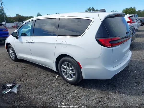 2C4RC1BG7VR602602 — 2027 Chrysler Pacifica, фото 3 с аукциона IAAI 06.10.2026, Передняя часть