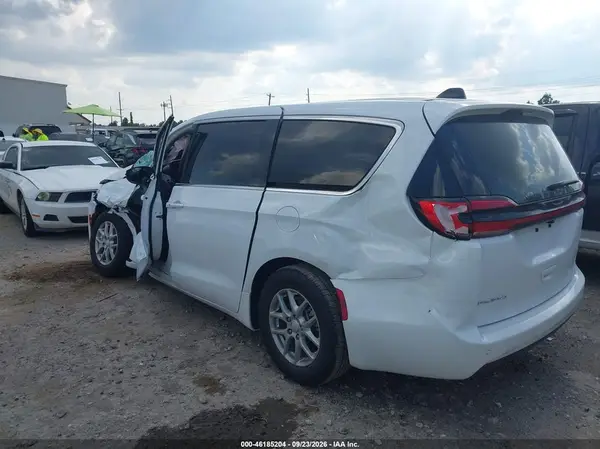 2C4RC1BG1VR572481 — 2027 Chrysler Pacifica, фото 3 с аукциона IAAI 01.10.2026, Опрокидывание