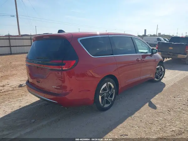 2C4RC1GGXVR601405 — 2027 Chrysler Pacifica, фото 4 с аукциона IAAI 06.10.2026, Передняя часть