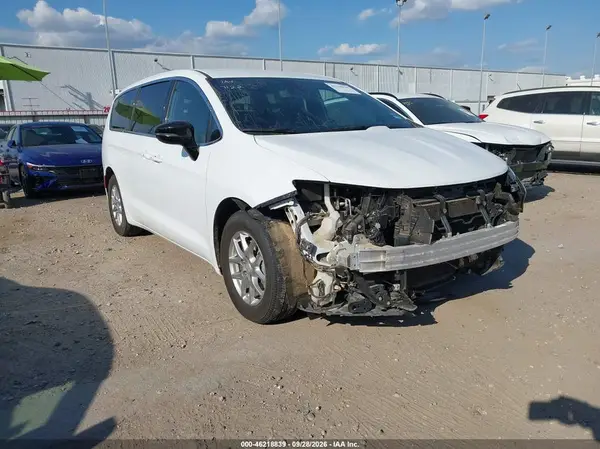 2C4RC1BG1VR566826 — 2027 Chrysler Pacifica, Передняя часть (Front End), фото до ремонта