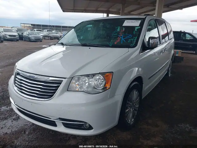 2C4RC1CG0GR189665 — 2016 Chrysler Town &amp; Country Touring-L Anniversary Edition, фото 2 с аукциона IAAI 13.10.2026, Естественный износ
