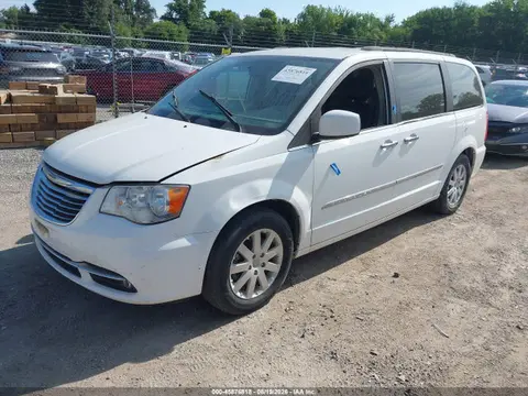2015 Chrysler Town &amp; Country Touring VIN 2C4RC1BG1FR628193 фото 2