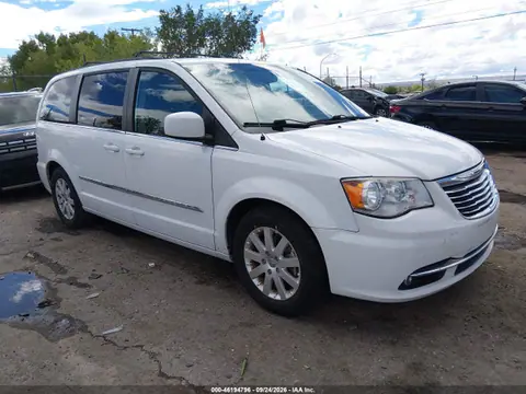 2C4RC1BG7FR561857 — 2015 Chrysler Town & Country Touring, Естественный износ (Normal Wear & Tear), фото до ремонта