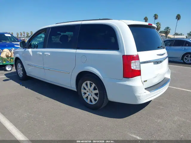 2016 Chrysler Town &amp; Country Touring VIN 2C4RC1BGXGR141222 фото 3
