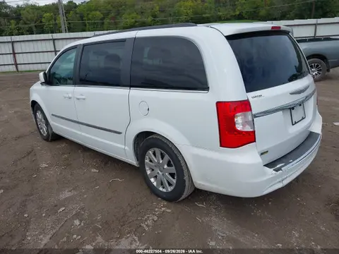 2016 Chrysler Town &amp; Country Touring VIN 2C4RC1BG7GR187719 фото 3