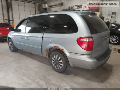 2005 Chrysler Town & Country Lx VIN 2C4GP44R85R170906 фото 4