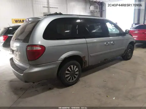 2005 Chrysler Town & Country Lx VIN 2C4GP44R85R170906 фото 5