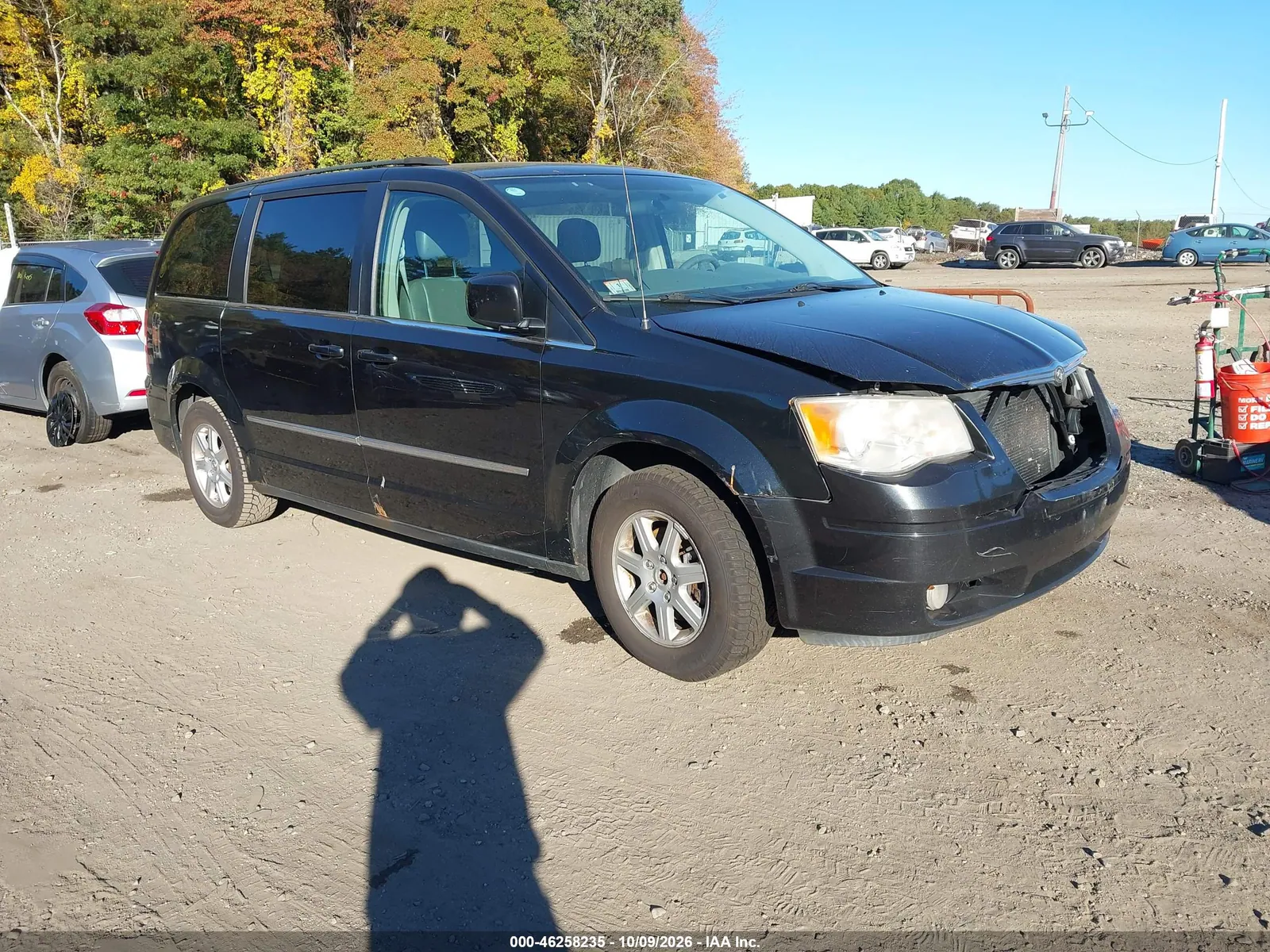 2010 Chrysler Town & Country Touring VIN 2A4RR5DXXAR329548 фото 1