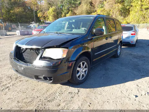 2010 Chrysler Town & Country Touring VIN 2A4RR5DXXAR329548 фото 2