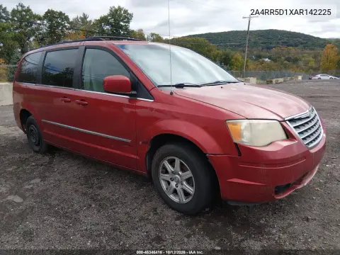 2A4RR5D1XAR142225 — 2010 Chrysler TOWN & Country, Естественный износ, фото до ремонта