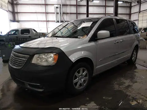 2012 Chrysler Town & Country Touring VIN 2C4RC1BG6CR344263 фото 3