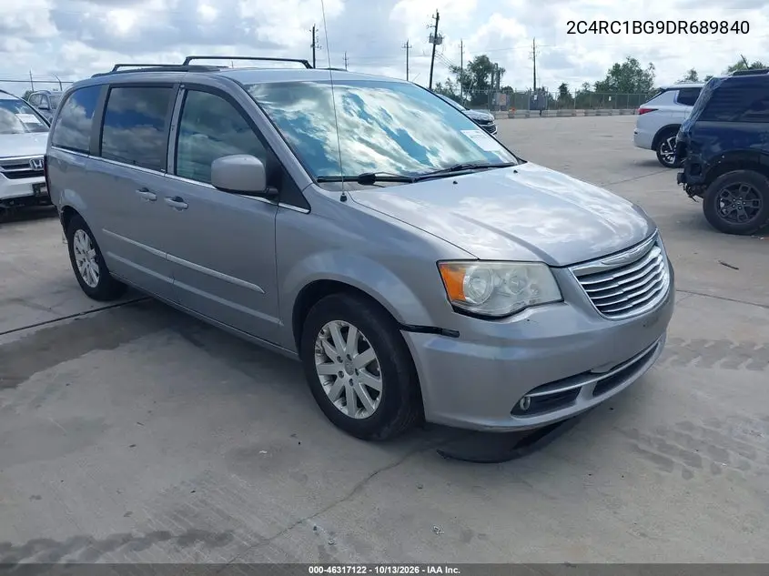 2C4RC1BG9DR689840 — 2013 Chrysler TOWN & Country, фото 2 с аукциона IAAI, Задняя часть