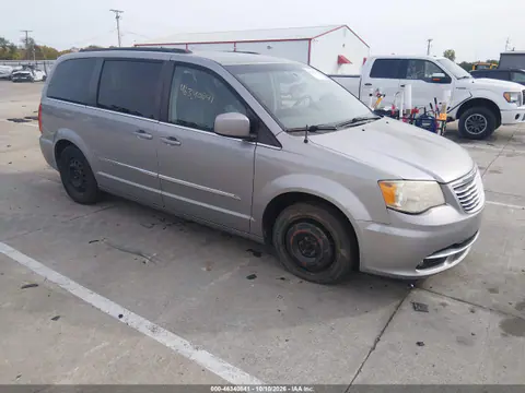 2016 Chrysler Town & Country Touring VIN 2C4RC1BG9GR295825 фото 2