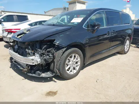 2023 Chrysler Voyager Lx VIN 2C4RC1CG2PR531732 фото 2