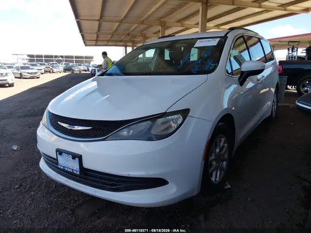 2020 Chrysler Voyager Lxi VIN 2C4RC1DG6LR182132 фото 2