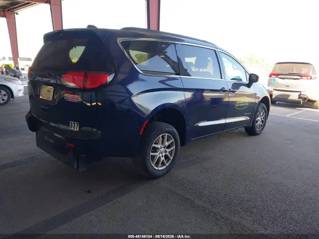 2C4RC1DG0LR151684 — 2020 Chrysler Voyager Lxi, фото 4 с аукциона IAAI 13.10.2026, Естественный износ