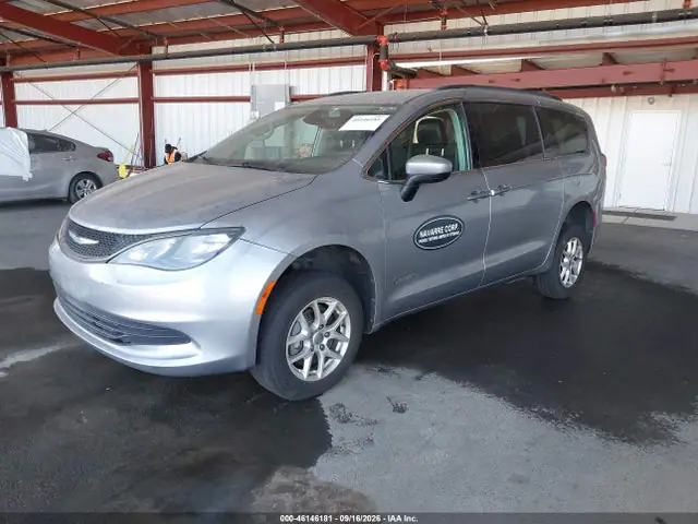 2C4RC1DGXLR164622 — 2020 Chrysler Voyager Lxi, фото 2 с аукциона IAAI 13.10.2026, Естественный износ