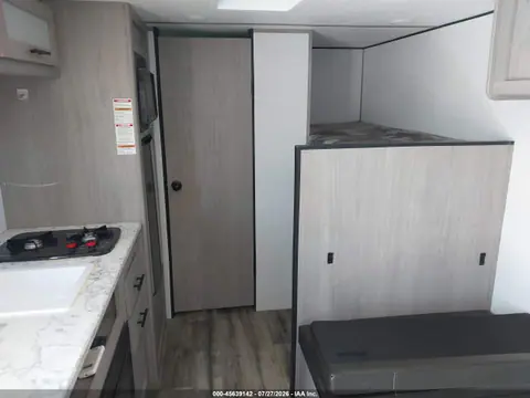 2024 Coleman Other VIN 4YDTCMG18RM939894 фото 5