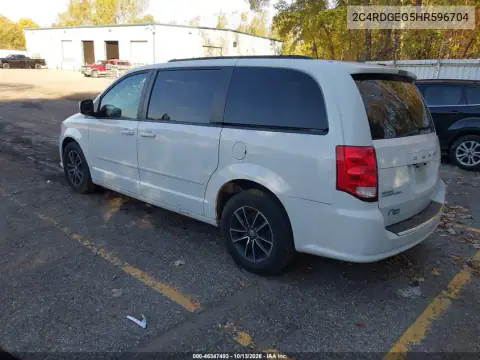 2C4RDGEG5HR596704 — 2017 Dodge Caravan, фото 4 с аукциона IAAI, Естественный износ