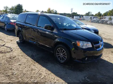 2C4RDGCG6HR589697 — 2017 Dodge Caravan, Правая сторона, фото до ремонта