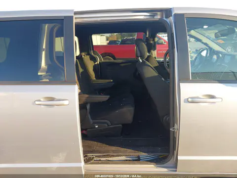 2018 Dodge Grand Caravan Se Plus VIN 2C4RDGBG8JR244551 фото 9