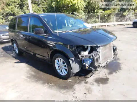 2C4RDGCG9KR712609 — 2019 Dodge Caravan, Передняя часть, фото до ремонта