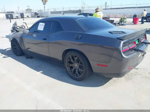 2C3CDZC91JH309705 — 2018 Dodge Challenger Srt Hellcat, фото 3 с аукциона IAAI 30.09.2026, Следы пожара снаружи