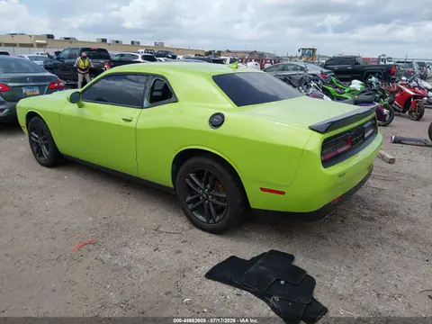 2019 Dodge Challenger Sxt Awd VIN 2C3CDZGG8KH650142 фото 3