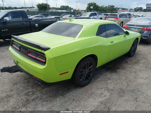 2019 Dodge Challenger Sxt Awd VIN 2C3CDZGG8KH650142 фото 4