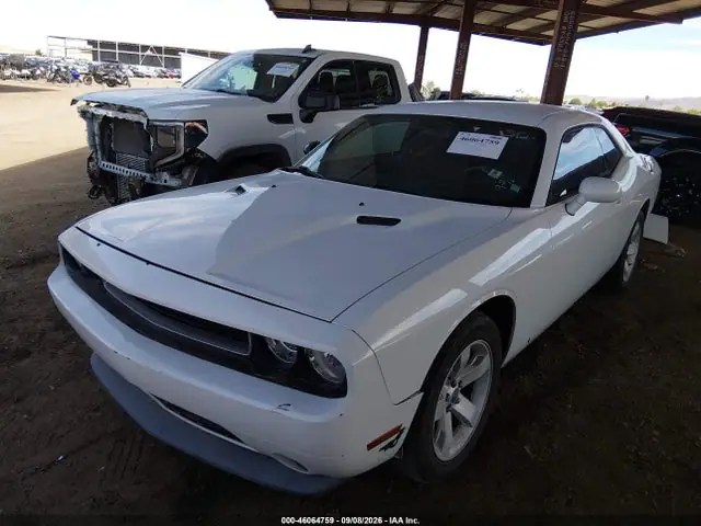 2C3CDYAGXEH313169 — 2014 Dodge Challenger SXT, фото 2 с аукциона IAAI 13.10.2026, Задняя часть