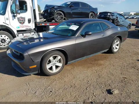 2014 Dodge Challenger Sxt VIN 2C3CDYAG9EH278799 фото 2