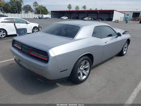 2016 Dodge Challenger Sxt VIN 2C3CDZAG7GH131759 фото 4