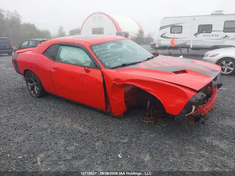 2C3CDZAG3HH588408 — 2017 Dodge Challenger SXT, Передняя часть (Front), фото до ремонта