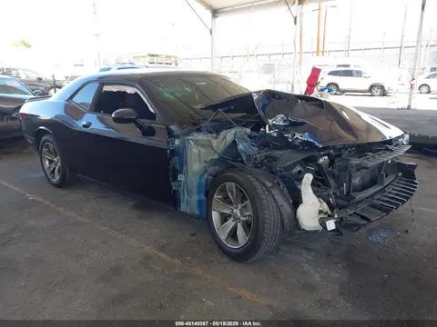 2C3CDZAG4HH611792 — 2017 Dodge Challenger SXT, Передняя часть (Front End), фото до ремонта