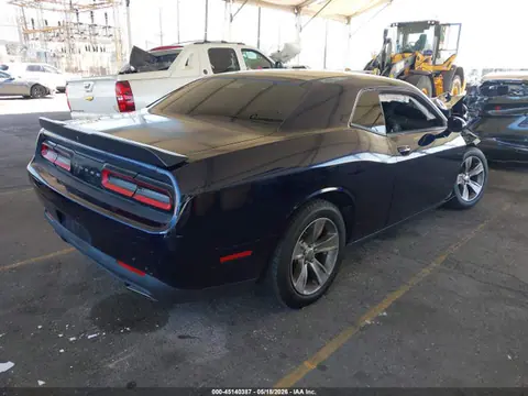 2017 Dodge Challenger Sxt VIN 2C3CDZAG4HH611792 фото 4