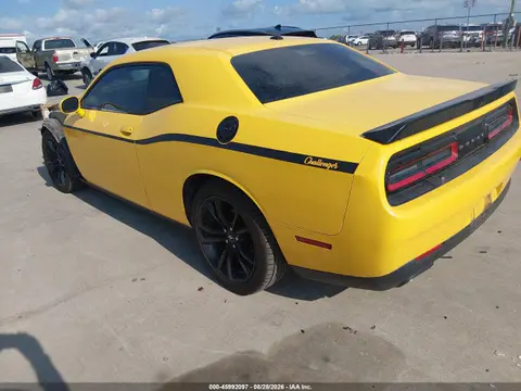 2018 Dodge Challenger Sxt VIN 2C3CDZAG0JH333334 фото 3