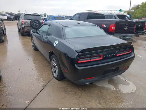 2018 Dodge Challenger Sxt VIN 2C3CDZAG0JH271997 фото 3