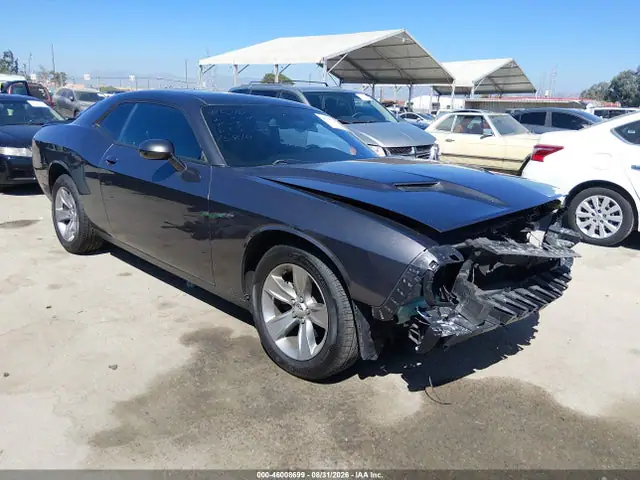2C3CDZAG7KH746739 — 2019 Dodge Challenger SXT, Передняя часть (Front End), фото до ремонта