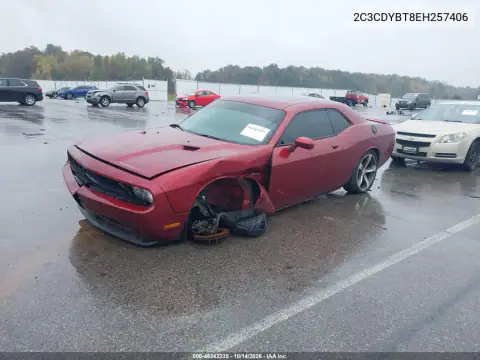 2C3CDYBT8EH257406 — 2014 Dodge Challenger, фото 3 с аукциона IAAI, Передняя часть слева