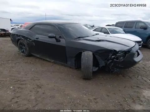2C3CDYAG1EH249958 — 2014 Dodge Challenger, фото 2 с аукциона IAAI, Передняя часть справа