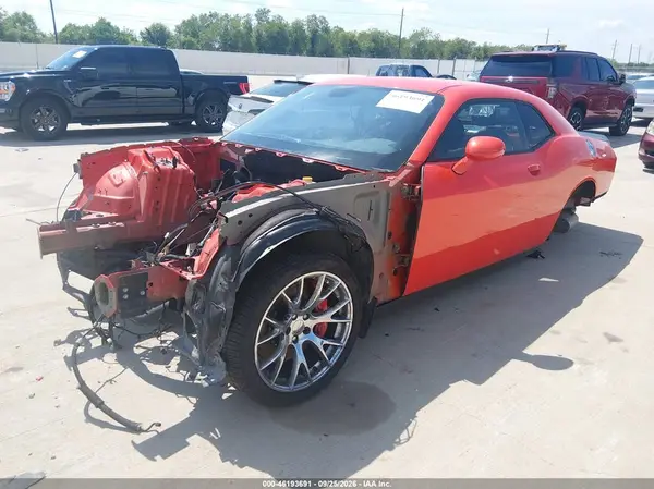 2C3CDZC91GH288489 — 2016 Dodge Challenger, фото 2 с аукциона IAAI, STRIP