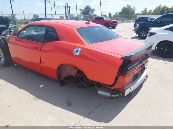 2C3CDZC91GH288489 — 2016 Dodge Challenger, фото 3 с аукциона IAAI, STRIP