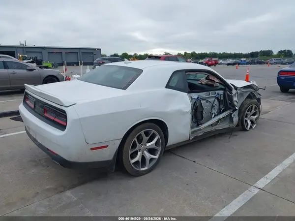 2C3CDZAG0GH250382 — 2016 Dodge Challenger, фото 4 с аукциона IAAI, Передняя часть справа
