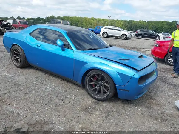 2C3CDZC95GH217201 — 2016 Dodge Challenger, Передняя часть (Front End), фото до ремонта