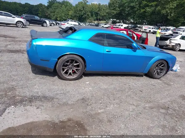 2C3CDZC95GH217201 — 2016 Dodge Challenger, фото 4 с аукциона IAAI, Передняя часть