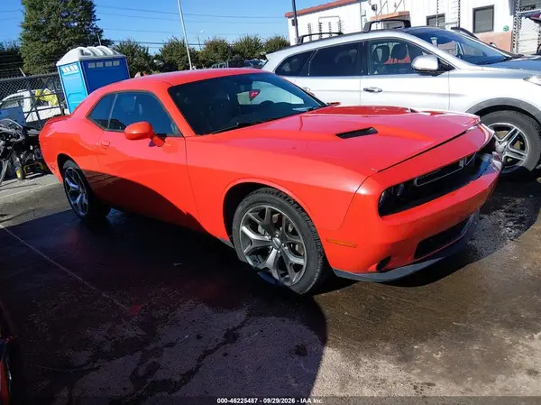 2C3CDZAG4GH330140 — 2016 Dodge Challenger, Передняя часть слева (Left Front), фото до ремонта